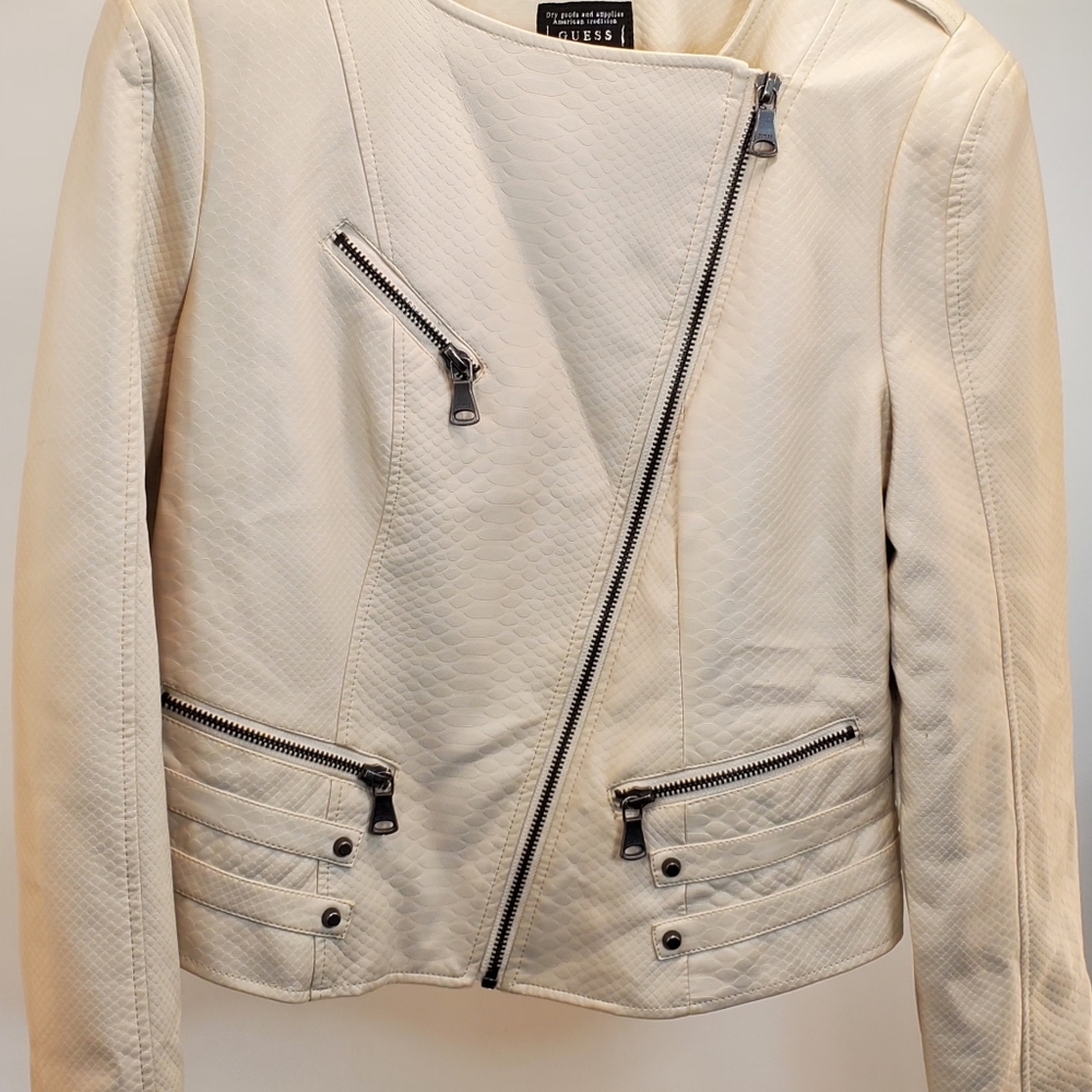 COPY - GUESS SNAKESKIN VEGAN CREME MOTO JACKET, SZ LRG